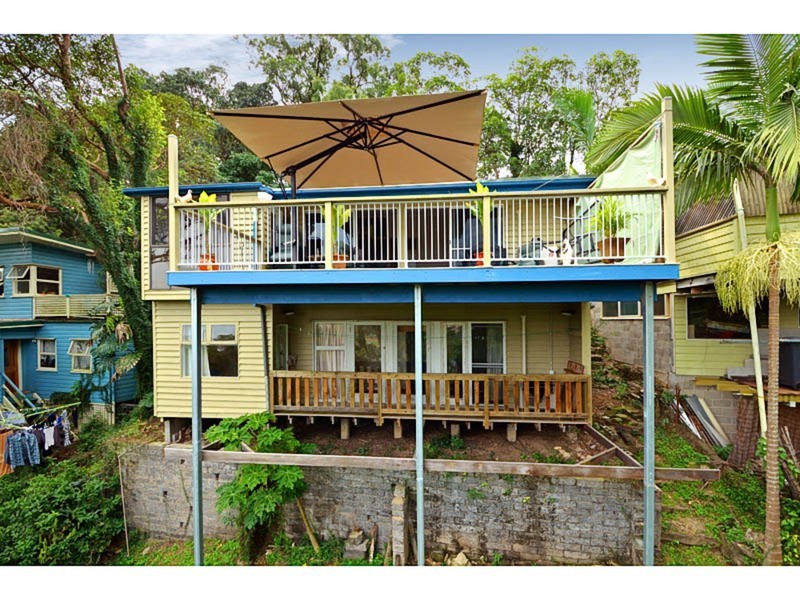 30 Derby Street, Highgate Hill QLD 4101