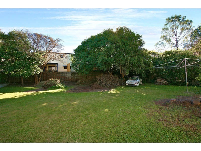 37 EVERSLEY Terrace, Yeronga QLD 4104