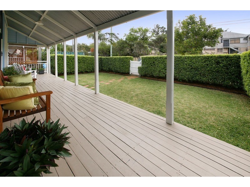 31 Dutton Street, Dutton Park QLD 4102