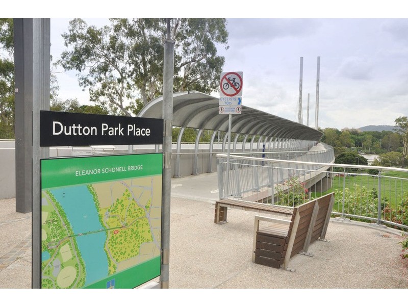31 Dutton Street, Dutton Park QLD 4102