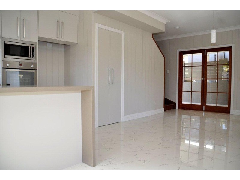 lot 1/10 Harriet Street, West End QLD 4101