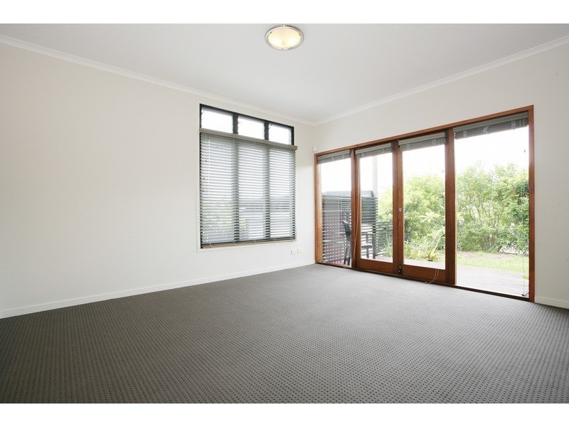 12 Crown Street, South Brisbane QLD 4101