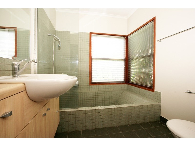 12 Crown Street, South Brisbane QLD 4101