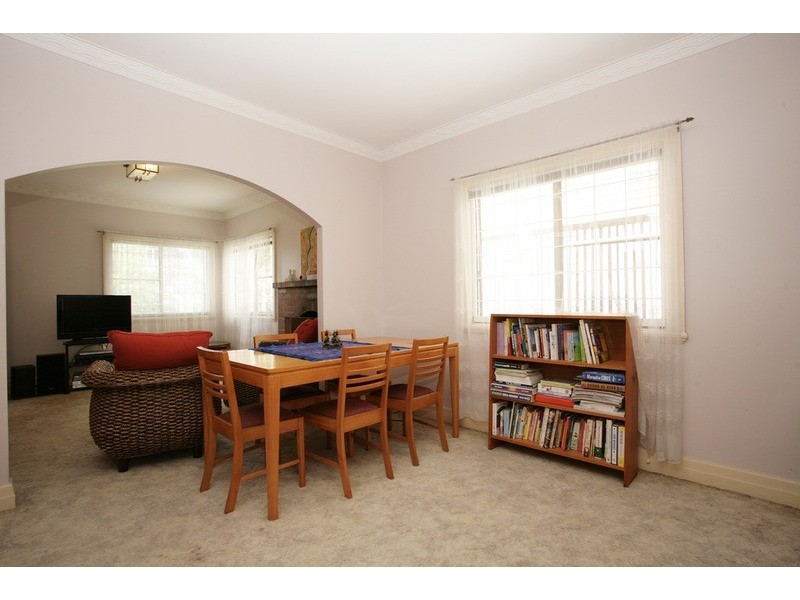 18 Princess Street, Camp Hill QLD 4152