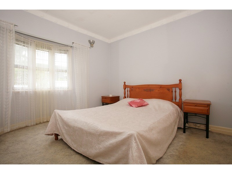 18 Princess Street, Camp Hill QLD 4152