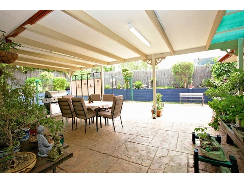 31 Bottlebrush  Drive, Regents Park QLD 4118
