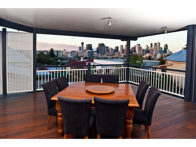 8 Frith Street, Highgate Hill QLD 4101