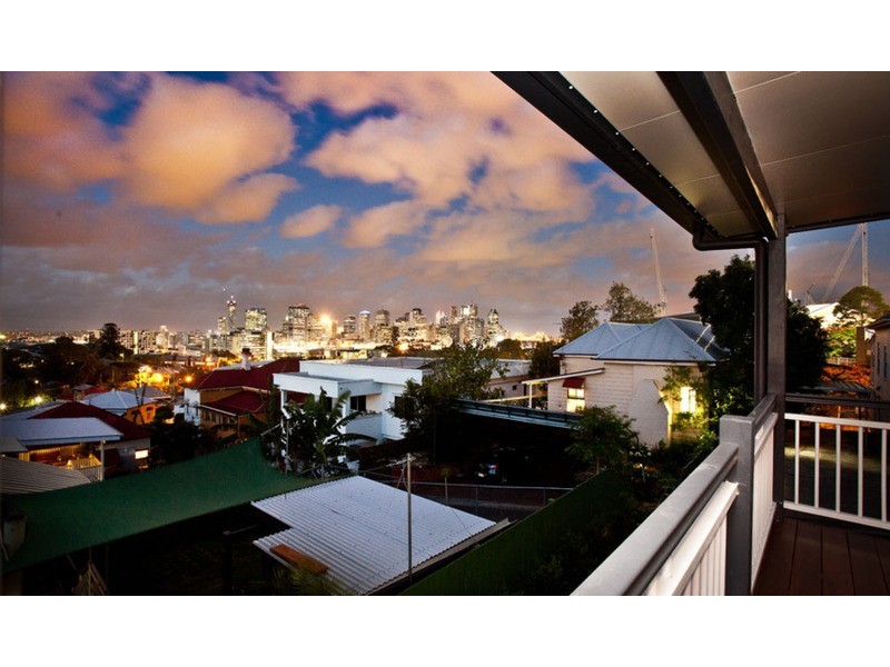 8 Frith Street, Highgate Hill QLD 4101