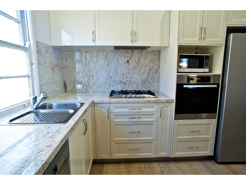 8 Frith Street, Highgate Hill QLD 4101