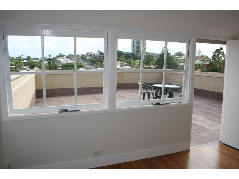 8/13 Dorchester Street, South Brisbane QLD 4101