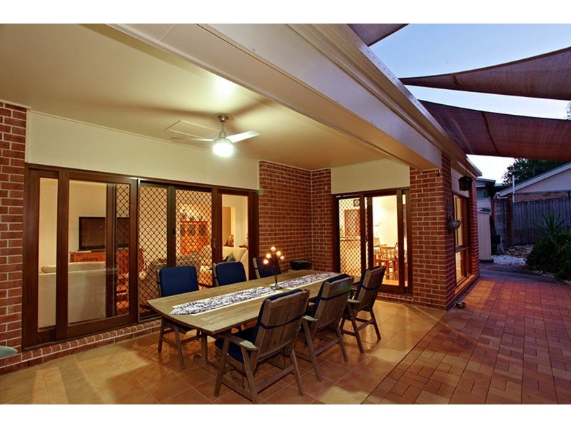 23 Laura Street, Tarragindi QLD 4121