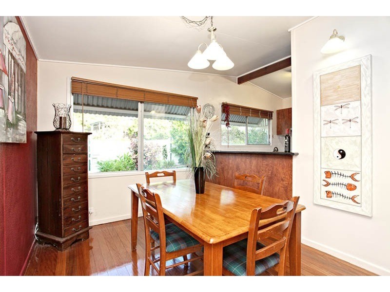 35 Osterley Road, Yeronga QLD 4104