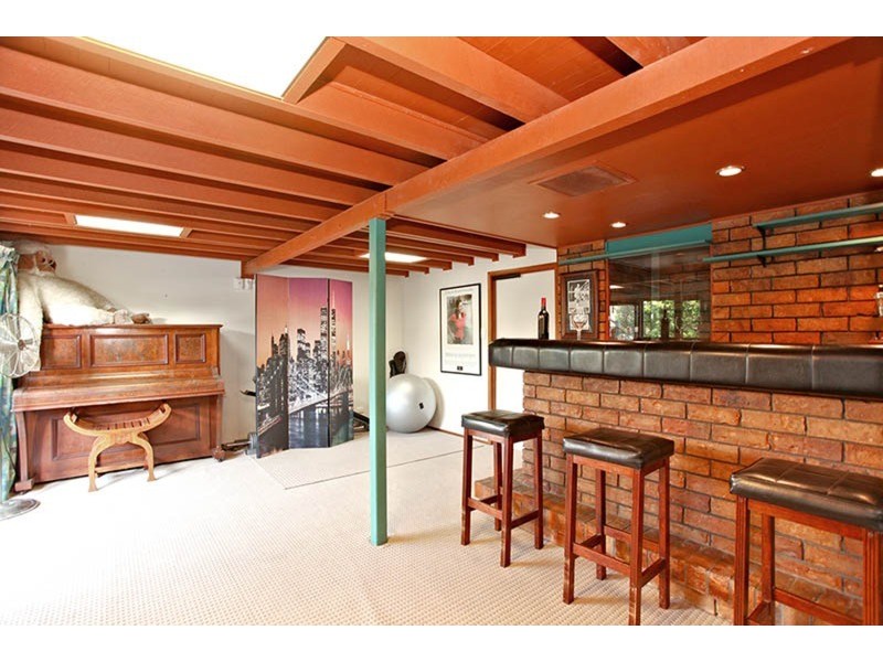 35 Osterley Road, Yeronga QLD 4104