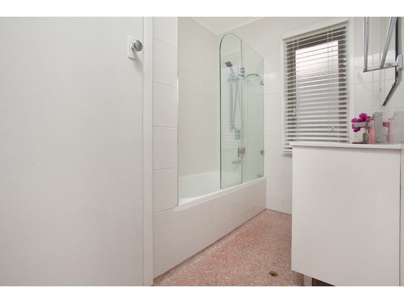 7 Wingarra Street, Yeerongpilly QLD 4105