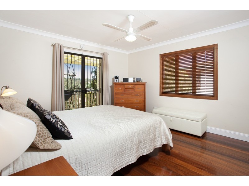 7 Wingarra Street, Yeerongpilly QLD 4105