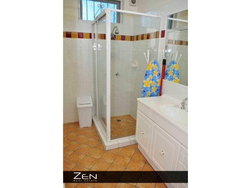 24 Maynard  Street, Woolloongabba QLD 4102