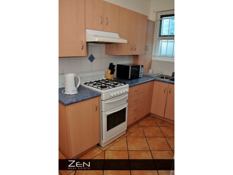 24 Maynard  Street, Woolloongabba QLD 4102