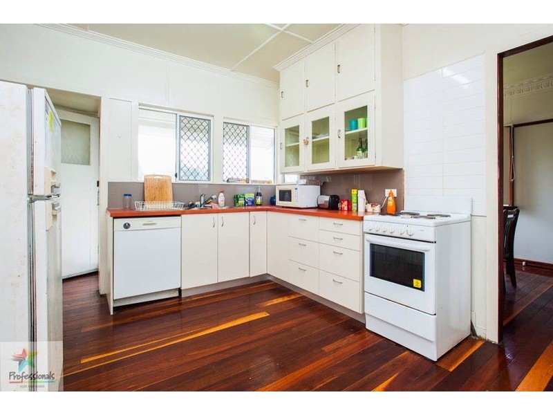 25 Nyleta Street, Coopers Plains QLD 4108