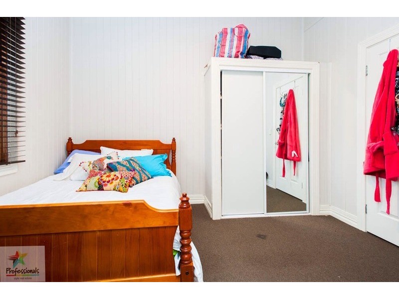 12 ekibin  Road, Annerley QLD 4103