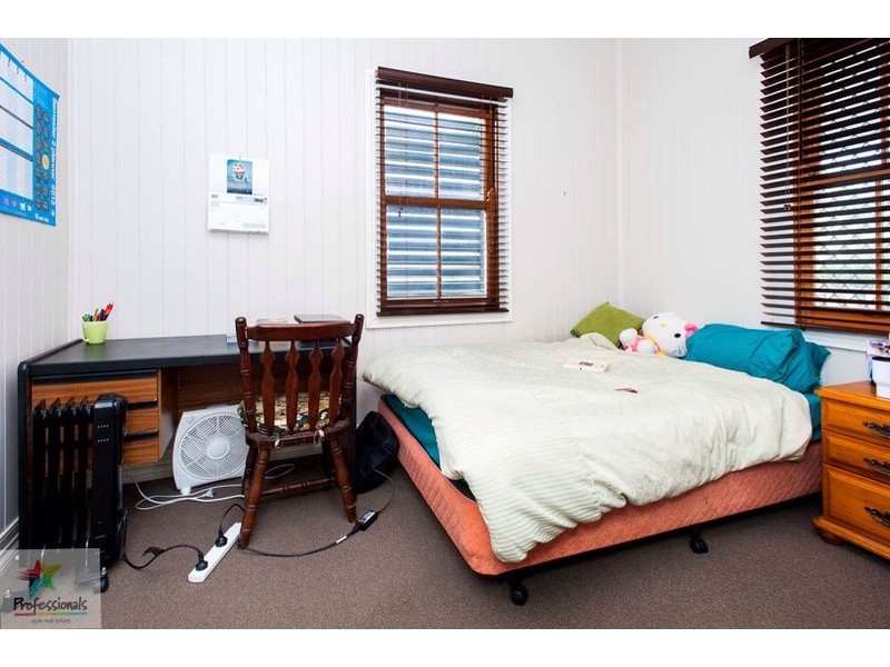 12 ekibin  Road, Annerley QLD 4103