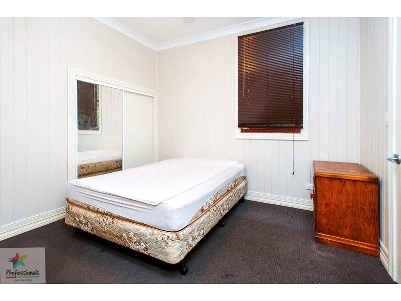 12 ekibin  Road, Annerley QLD 4103