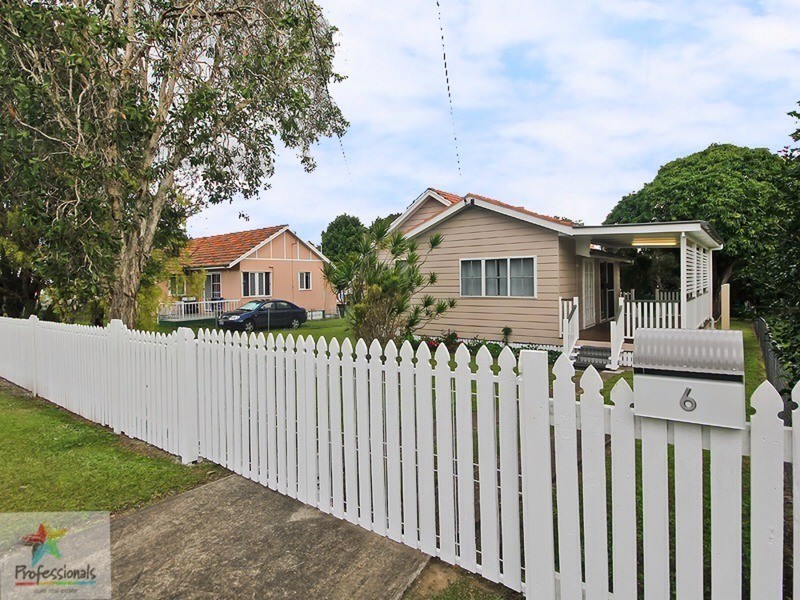 6 Nettleton  Crescent, Moorooka QLD 4105
