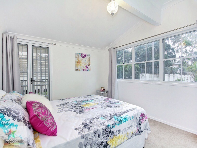 6 Nettleton  Crescent, Moorooka QLD 4105
