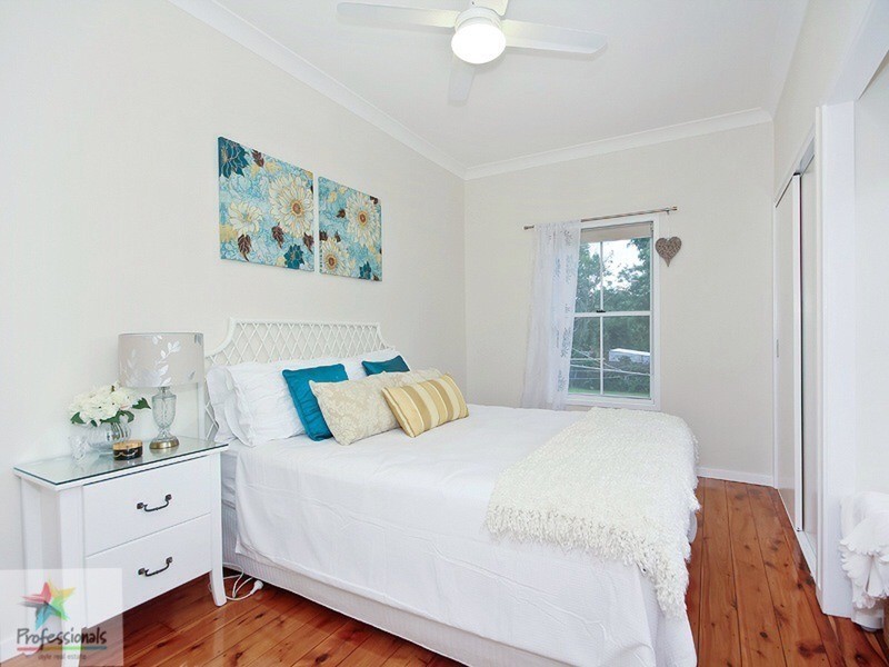 6 Nettleton  Crescent, Moorooka QLD 4105