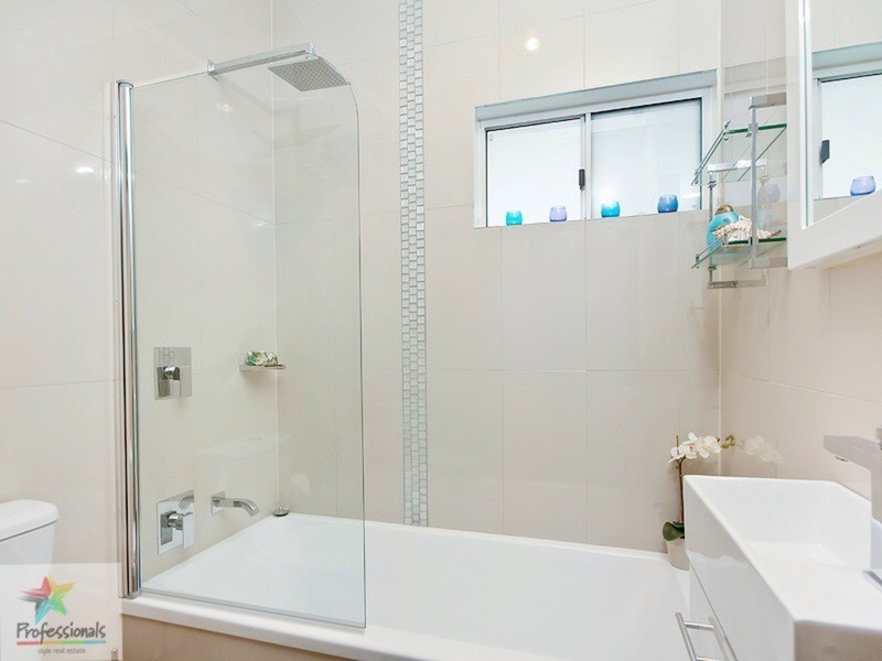 6 Nettleton  Crescent, Moorooka QLD 4105