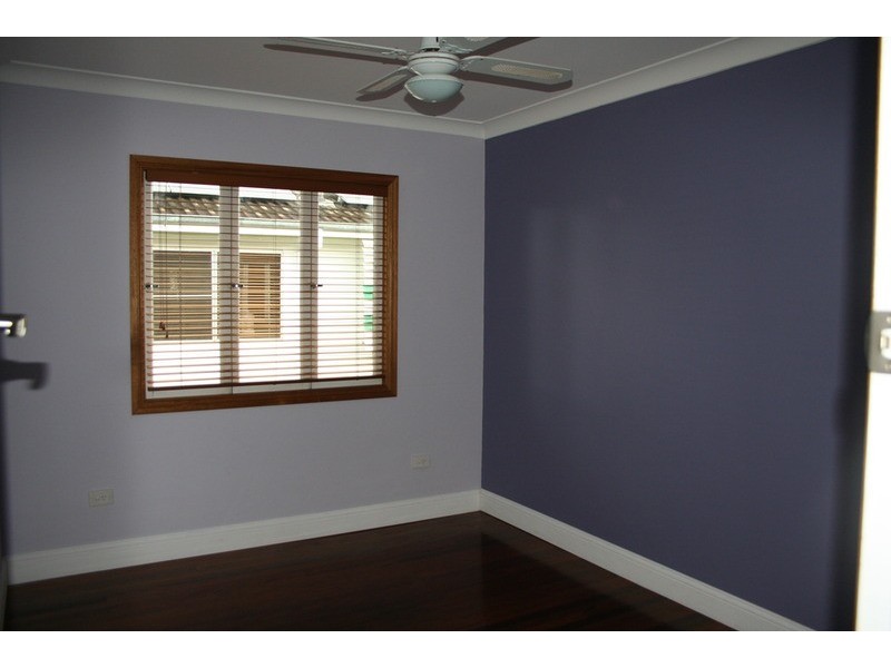 7 Wingarra Street, Yeerongpilly QLD 4105