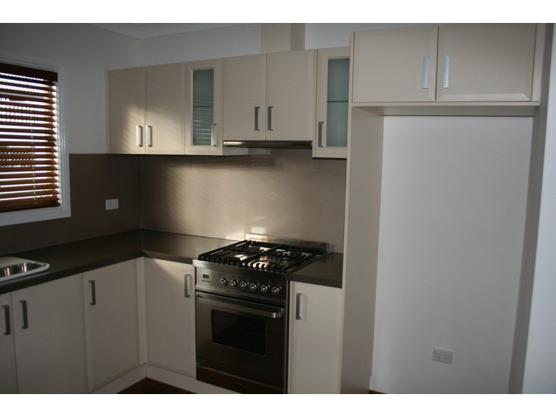 7 Wingarra Street, Yeerongpilly QLD 4105