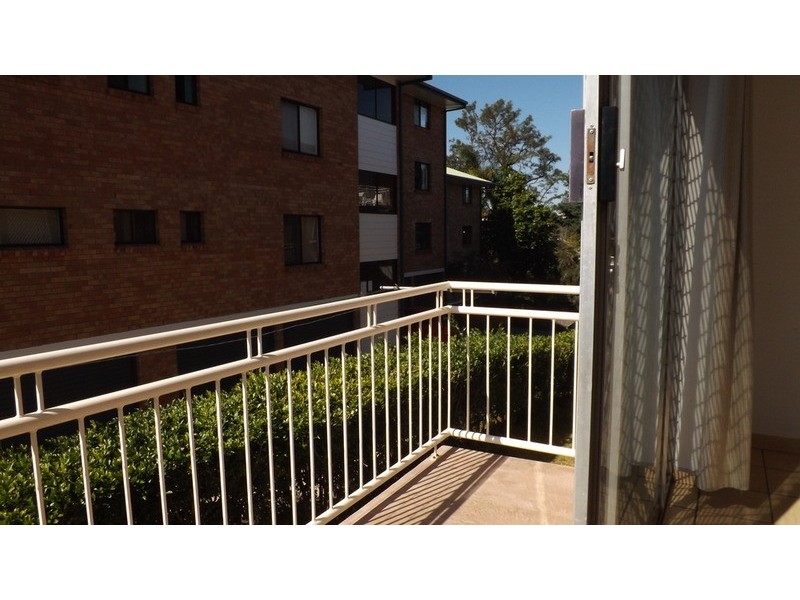 4/48 Brighton  Road, Highgate Hill QLD 4101