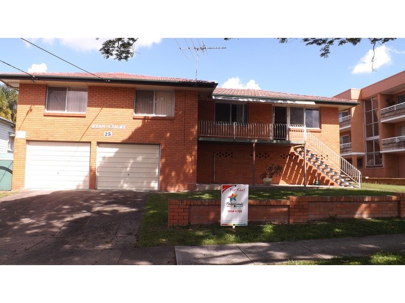 25 Victoria  Terrace, Annerley QLD 4103
