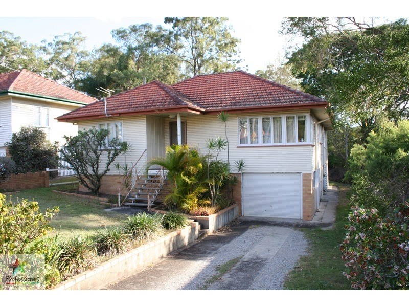 23 Hexham Street, Tarragindi QLD 4121