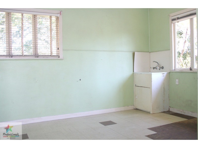 23 Hexham Street, Tarragindi QLD 4121