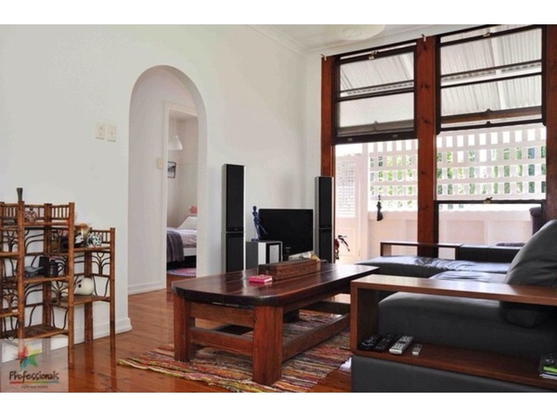 10 Hove  Street, Highgate Hill QLD 4101