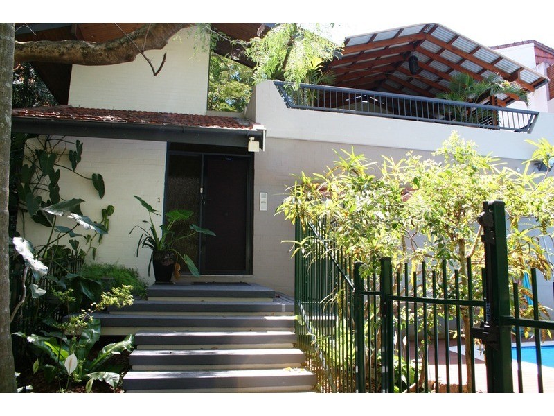 54 High  Street, Highgate Hill QLD 4101