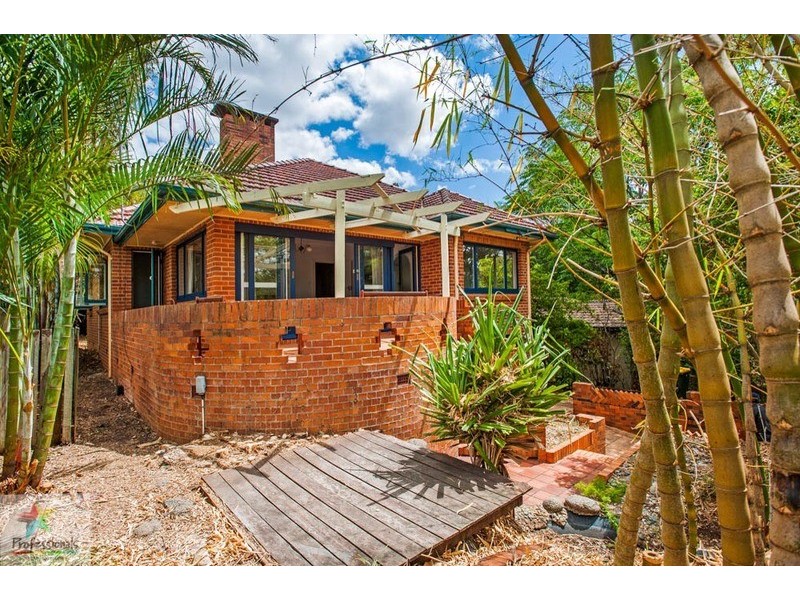 52 Boundary Road, Indooroopilly QLD 4068