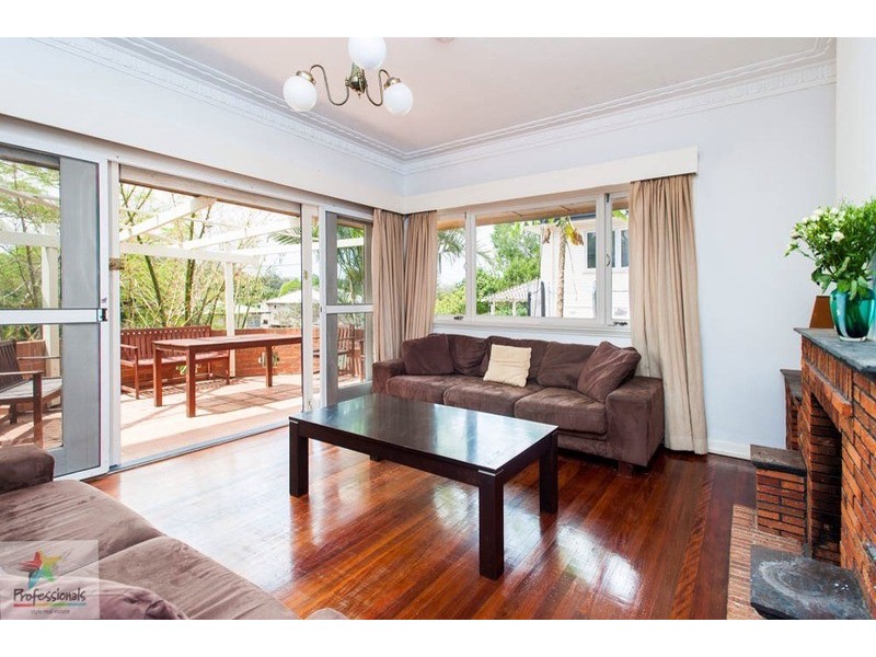 52 Boundary Road, Indooroopilly QLD 4068