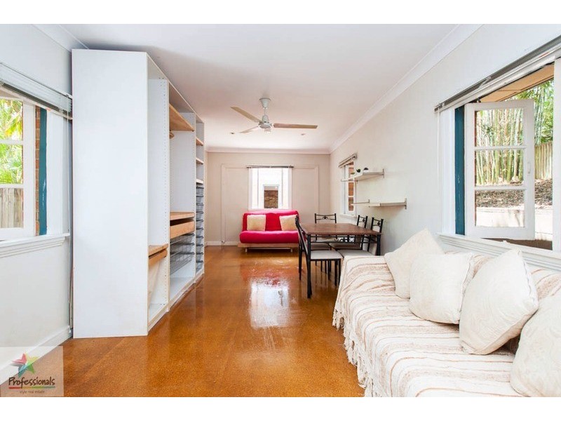 52 Boundary Road, Indooroopilly QLD 4068