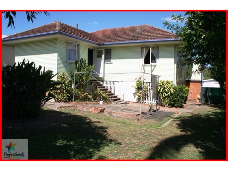 15 Maverton  Street, Salisbury QLD 4107