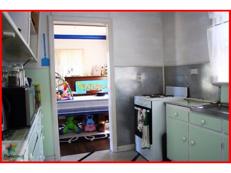 15 Maverton  Street, Salisbury QLD 4107