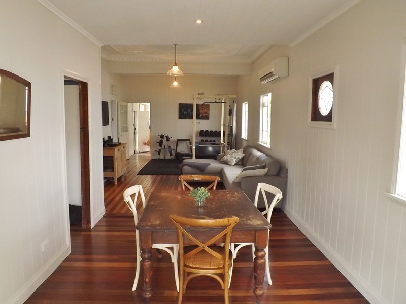 27 Louisa Street, Highgate Hill QLD 4101