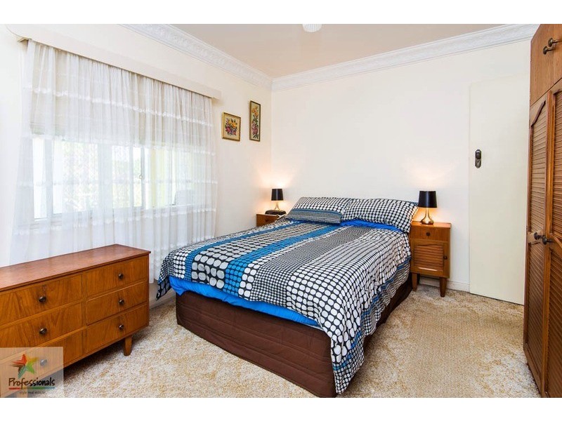 76 Lutzow Street, Tarragindi QLD 4121