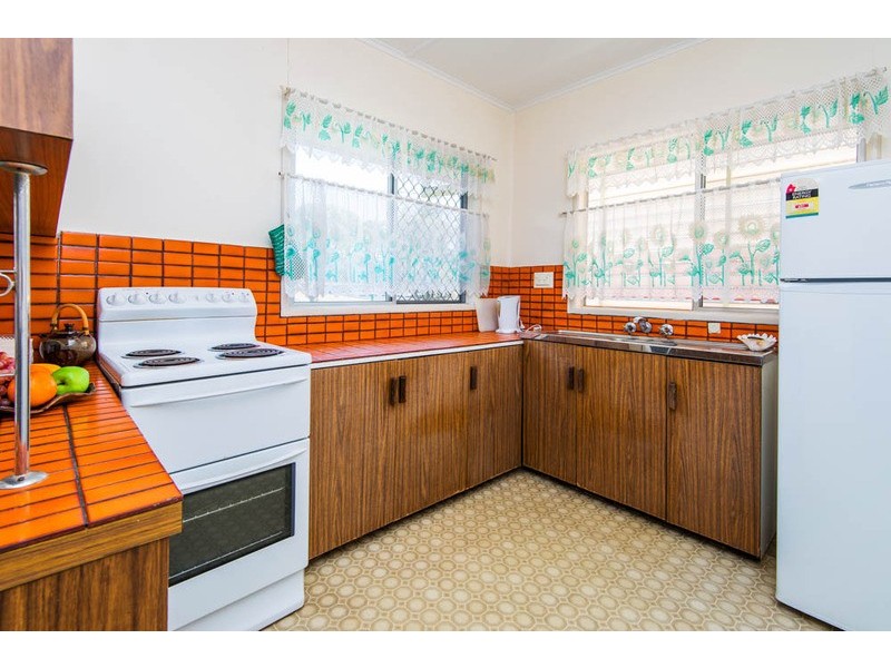 76 Lutzow Street, Tarragindi QLD 4121