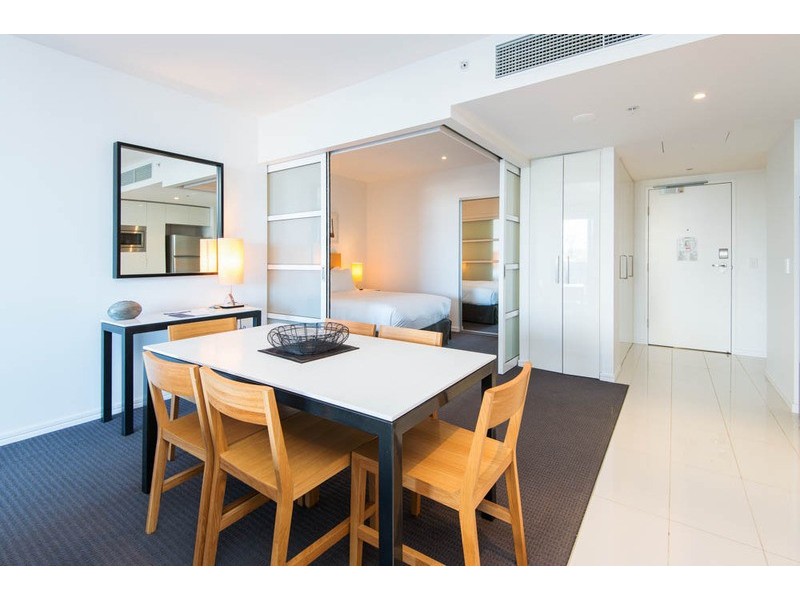 3113 Hilton Hotel, Surfers Paradise QLD 4217