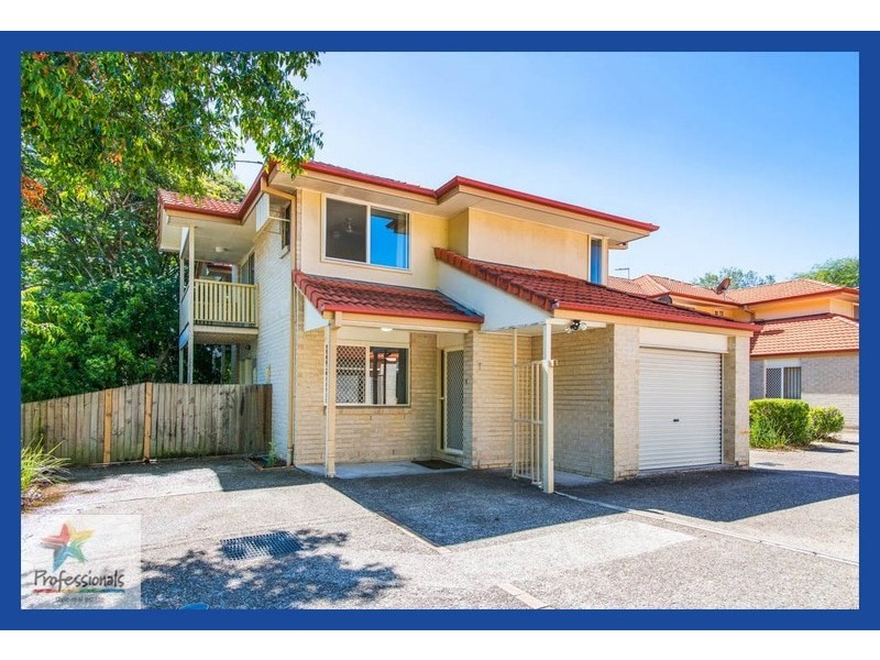1/2 Blackburn Street, Moorooka QLD 4105
