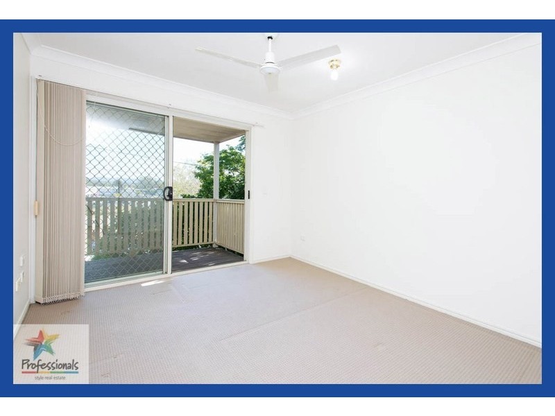 1/2 Blackburn Street, Moorooka QLD 4105