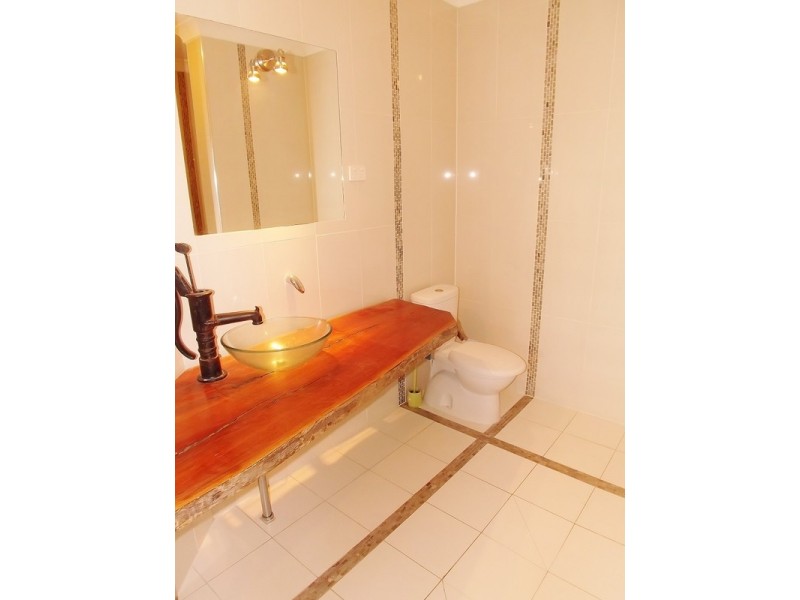 245 Newnham Road, Upper Mount Gravatt QLD 4122