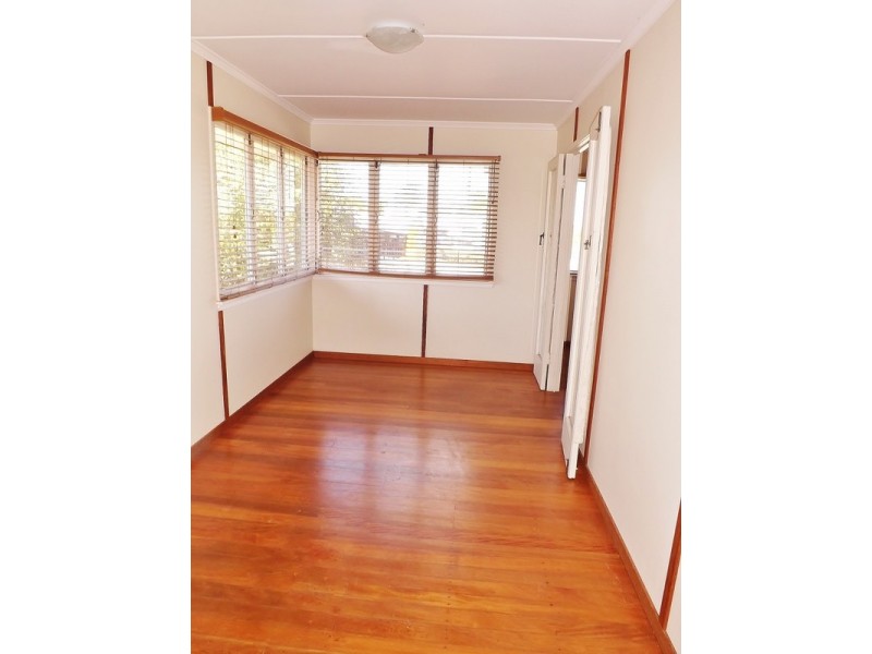 245 Newnham Road, Upper Mount Gravatt QLD 4122